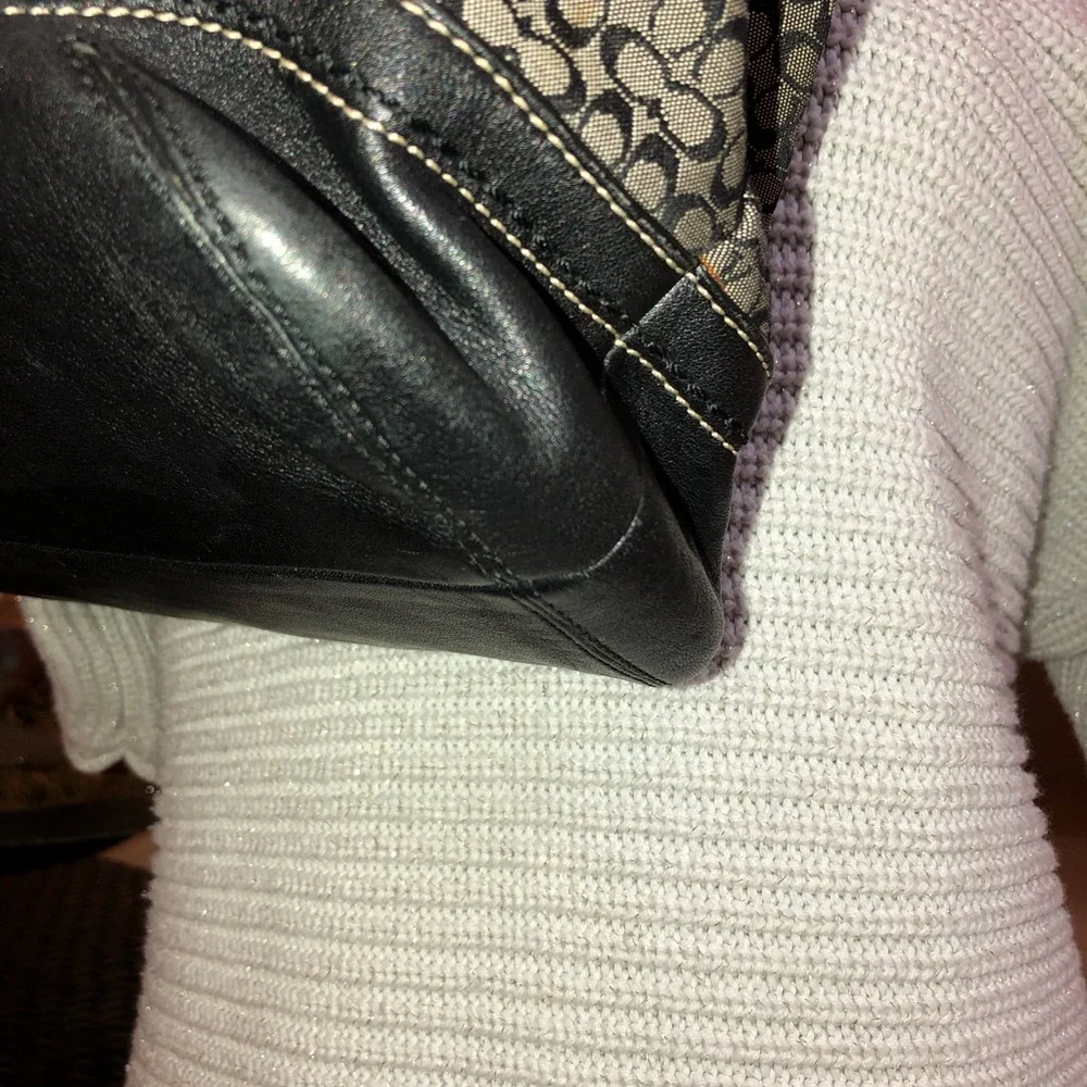 Coach signature “mini C” handbag. Leather & canvas. - Picture 12 of 16